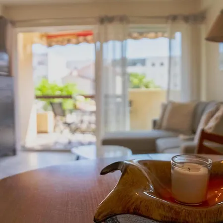 Et Cosy, A 100m De La Avec Terrasse * 戛纳